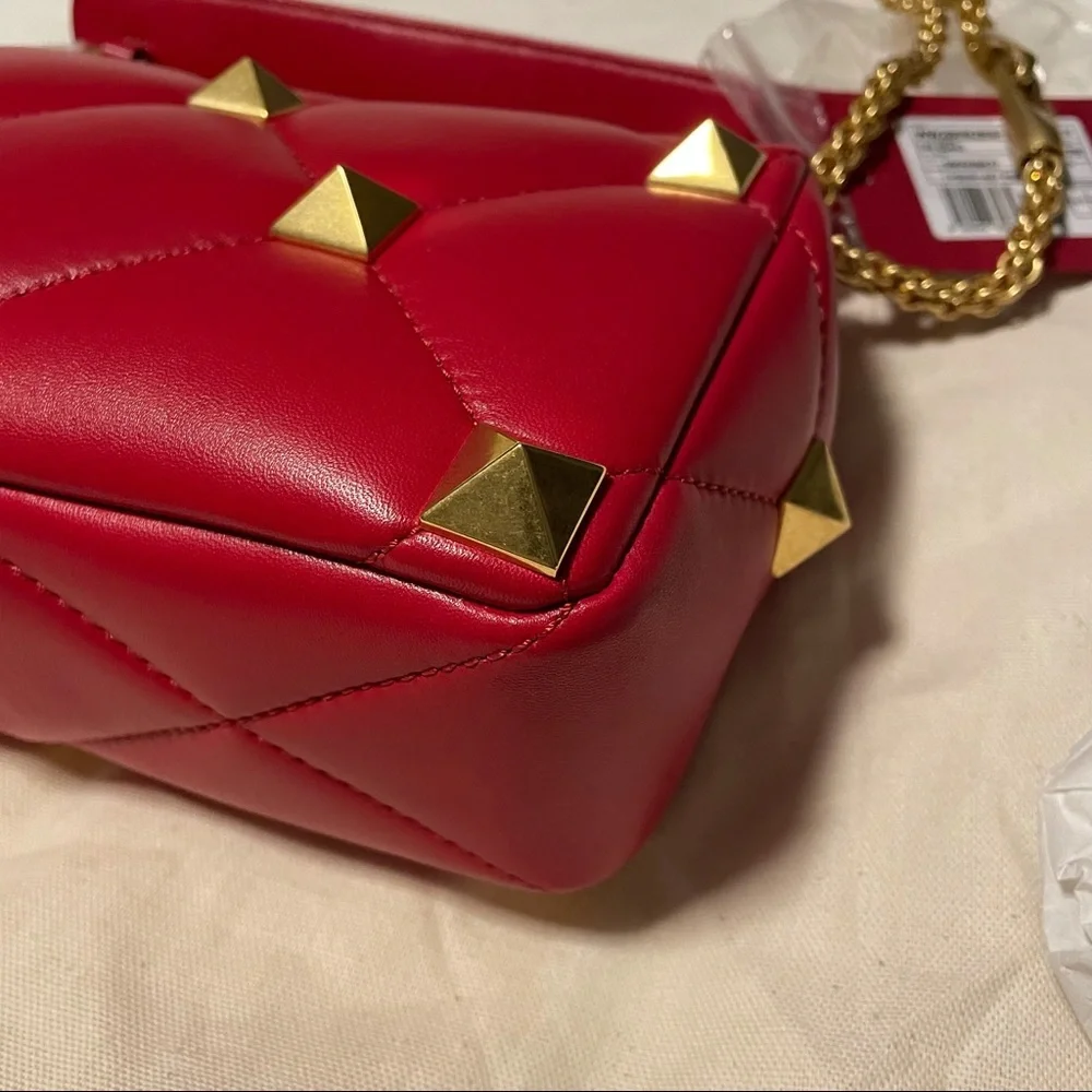VALENTINO GARAVANI Roman Stud Medium Quilted Chain Shoulder Bag Red - Picture 14 of 16